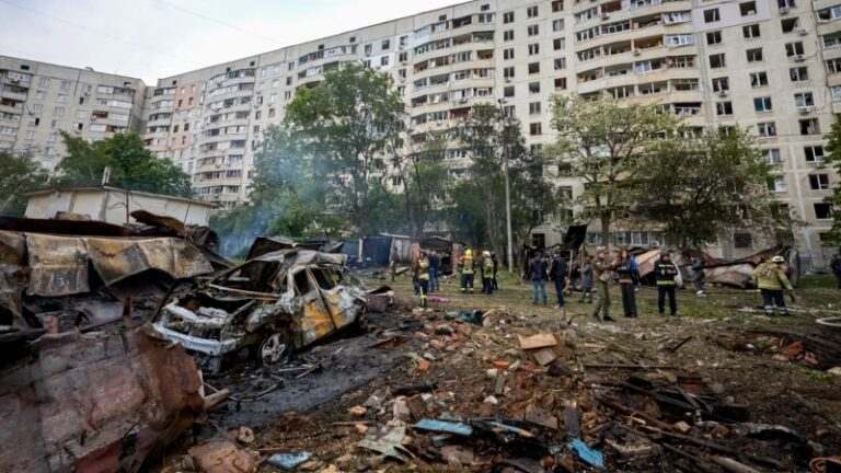Після атаки РФ у Харкові є пошкодження, даних про постраждалих немає – мер