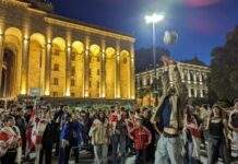 Євросоюз може зупинити безвізовий режим із Грузією через закон про «іноагентів» – FT