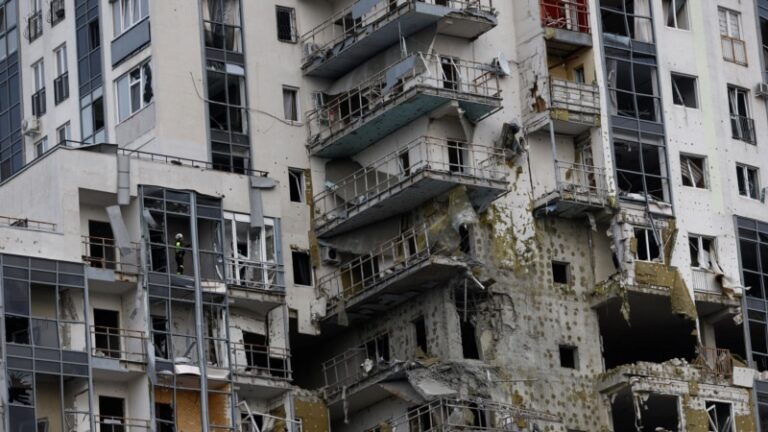 Сили РФ завдали 7 авіаударів по Харкову, 20 поранених – влада