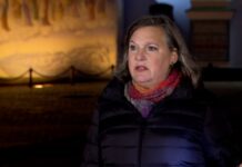 Нуланд: Україні треба допомогти, щоб вона вела переговори з позиції сили