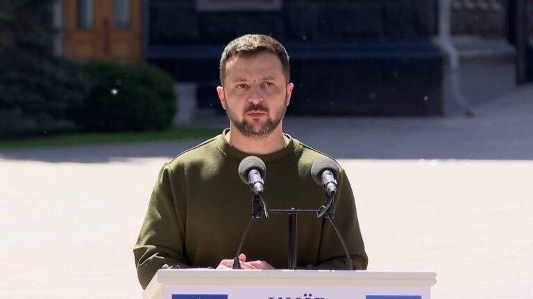 Зеленський щодо наступу Росії на Харківщину: «бачимо сили й задум окупантів»