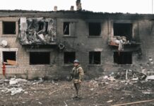 Представник ОВА: Сили оборони контролюють Вовчанськ «приблизно на 60%, штурми не припиняються»