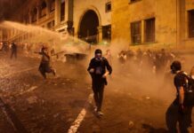На акціях протесту в Тбілісі в ніч на 2 травня постраждали 15 людей – МОЗ Грузії