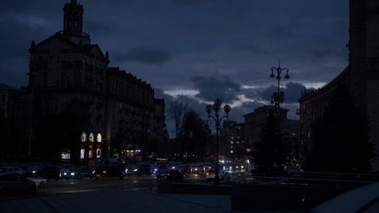 КМВА: аварійні відключення світла в Києві торкнулися близько 10% споживачів