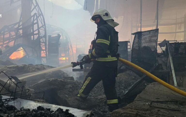 У Харкові знову зросла кількість жертв через удар по “Епіцентру”