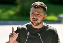 Зеленський про наступ в Харківській області: РФ хоче показати, що нібито визначає хід війни