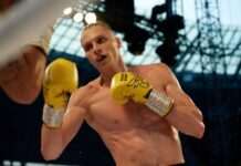 У першому ж раунді. Українець Лапін здобув яскраву перемогу в розігріві бою Усика