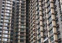 Поверх має значення? Як зекономити при покупці квартири в Києві