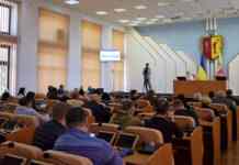 У Камʼянському пройшло позачергове засідання сесії міської ради: які питання вирішувались
