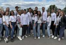 В Камʼянському пройшов захід «АРТ-терапія лікує мистецтвом»