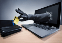 Заманюють «виплатами від Польщі»: як шахраї крадуть банківські дані в українців