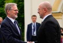 Фіала обіцяє надіслати десятки тисяч снарядів для ЗСУ у найближчі дні