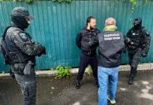 Намагався дати хабаря правоохоронцю за сприяння в збуті метадону: у Запоріжжі викрили наркоділка