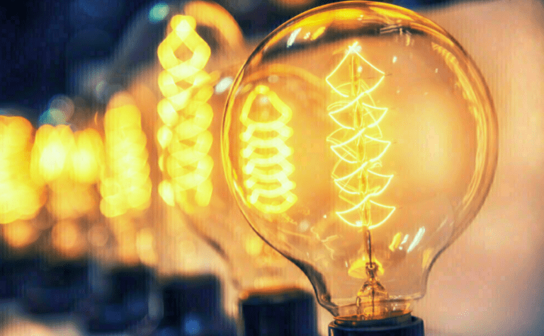 Завдяки прокурорам Дніпропетровщини з постачальника електроенергії стягнуто надмірно сплачені понад 600 тис грн