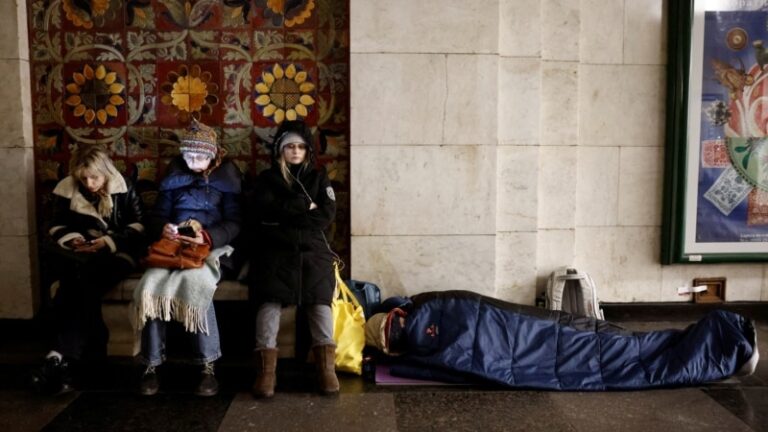 В Україні оголосили повітряну тривогу через ракетну небезпеку – відбій