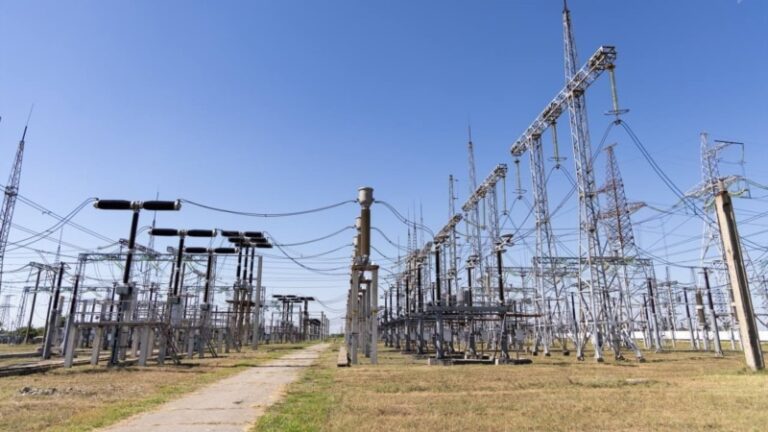 У Міненерго кажуть про знеструмлення споживачів у семи областях