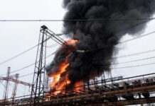 Атаки РФ пошкодили половину енергетичної системи України – Кулеба