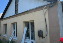 Від ранкових атак по Нікополю постраждало троє людей: деталі