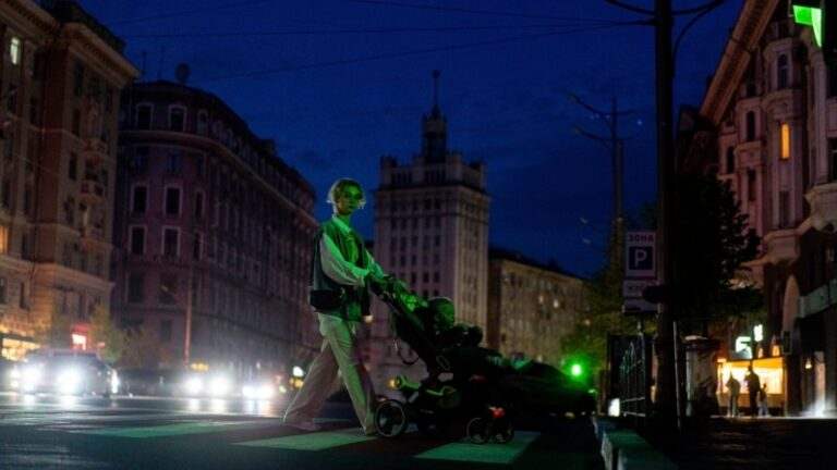 ОП: на підготовку Харківщини до зими виділять 4 мільярди гривень, половину – з резервного фонду