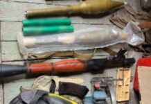 Поліцейські Новомосковська вилучили арсенал зброї та боєприпасів у 52-річного місцевого мешканця