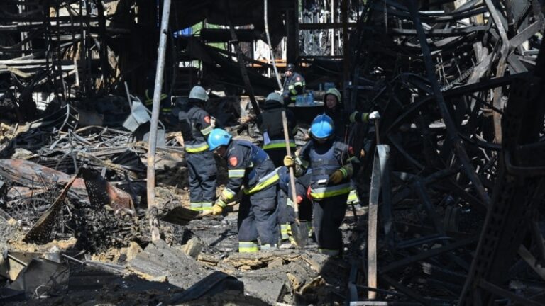 У Харкові 27 травня оголосили днем жалоби. Працівники ДСНС розібрали близько 30% завалів – влада