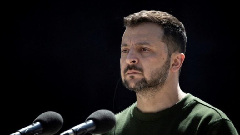 Зеленський прибув до Португалії