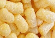 Уся правда про виробництво кукурудзяних паличок: чи небезпечні вони для дітей