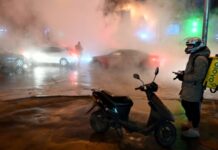 КМДА: у Києві на вулиці Антоновича частково відновили рух транспорту після пошкодження тепломагістралі