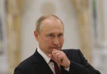 На Алтаї згоріла резиденція Путіна: ЗМІ показали фото