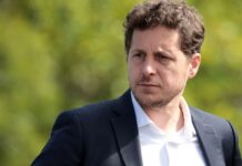 У парламенті Франції підтримали передачу Україні конфіскованих активів РФ