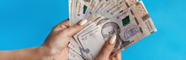 Яку зарплатню отримують прем’єр-міністр й віцепрем’єри України: уряд оприлюднив дані за квітень