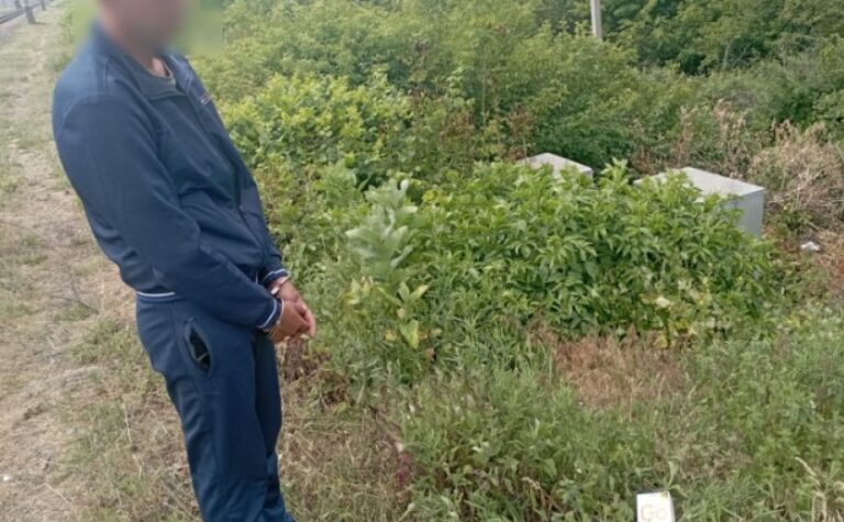 Обікрав односельця: поліція Синельниківщини оголосила підозру містянину