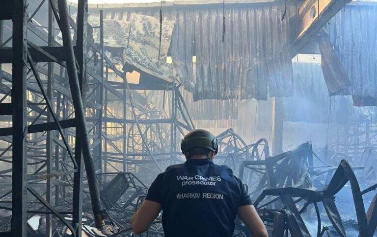 Удар РФ по “Епіцентру” в Харкові: кількість жертв різко збільшилася