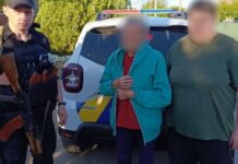 Блукала по вулиці та просила повернути її додому: у Нікополі правоохоронці допомогли 86-річній жінці