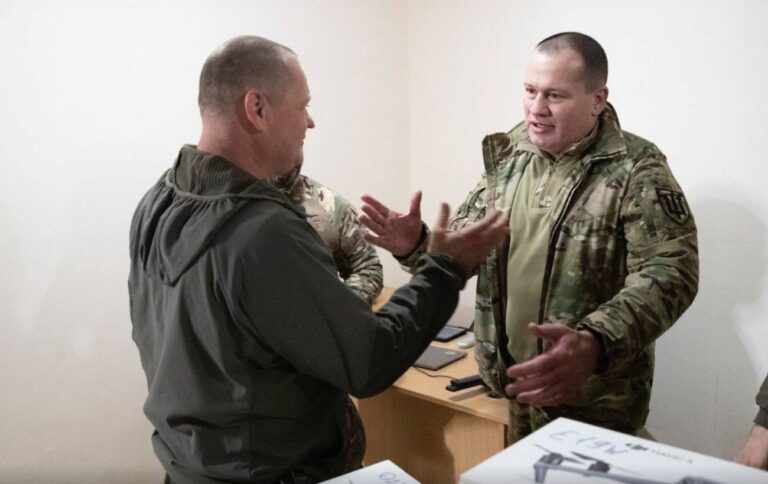 Волонтери “Української команди” доставили на передову дрони для захисників Харківської області