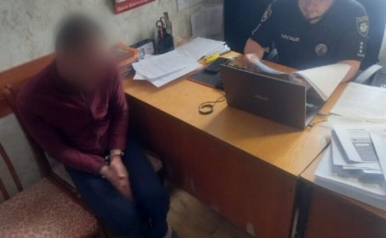 Скоїв розбій та умисне вбивство: у Кам`янському районі затримали 28-річного зловмисника