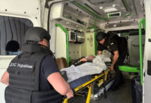 Запорізькі рятувальники надали допомогу жінці з прифронтового Степногірська