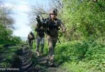 РФ штурмує Вовчанськ, а ЗСУ утримують Кринки та ще два острови: карти ISW