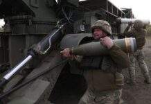 Росіяни наростили інтенсивність атак майже по всій лінії фронту, – Генштаб