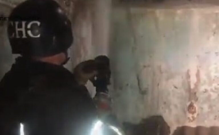 У Нікополі рятувальники ліквідували пожежу, що виникла внаслідок ворожої атаки