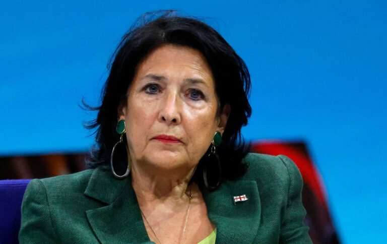 Президент Грузії виступила з екстреним зверненням на тлі мітингів