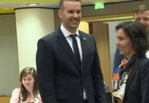 Чорногорія «пробила лід» у переговорах про вступ до ЄС – прем’єр-міністр