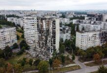 Російський удар по Харкову: в житловому будинку загинули щонайменше двоє людей, поранені 15