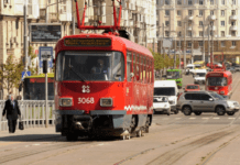 Сьогодні у Дніпрі трамваї №15 завершать свою роботу раніше