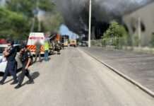 Росіяни обстріляли цивільну інфраструктуру Одеси, є поранені