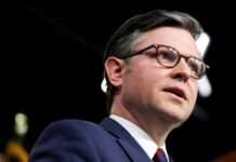 Спікер Джонсон планує говорити з Білим домом про зняття усіх обмежень із ЗСУ на використання зброї США