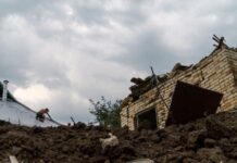 Війська РФ поцілили в приватний будинок в Полтавському районі, з-під завалів дістали жінку – влада