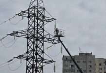 Через обстріли РФ знеструмлені споживачі у чотирьох областях України – «Укренерго»