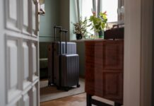 Що робити, якщо власник виселяє з орендованої квартири раніше терміну: інструкція від адвоката