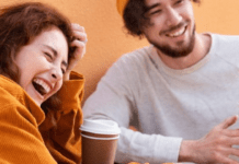 Дружба з колишніми: психологи назвали всі “за” і “проти” таких стосунків